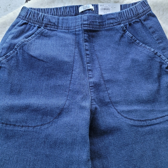 Croft & Barrow. Small. NWT. Dk Wash. - Picture 3 of 10